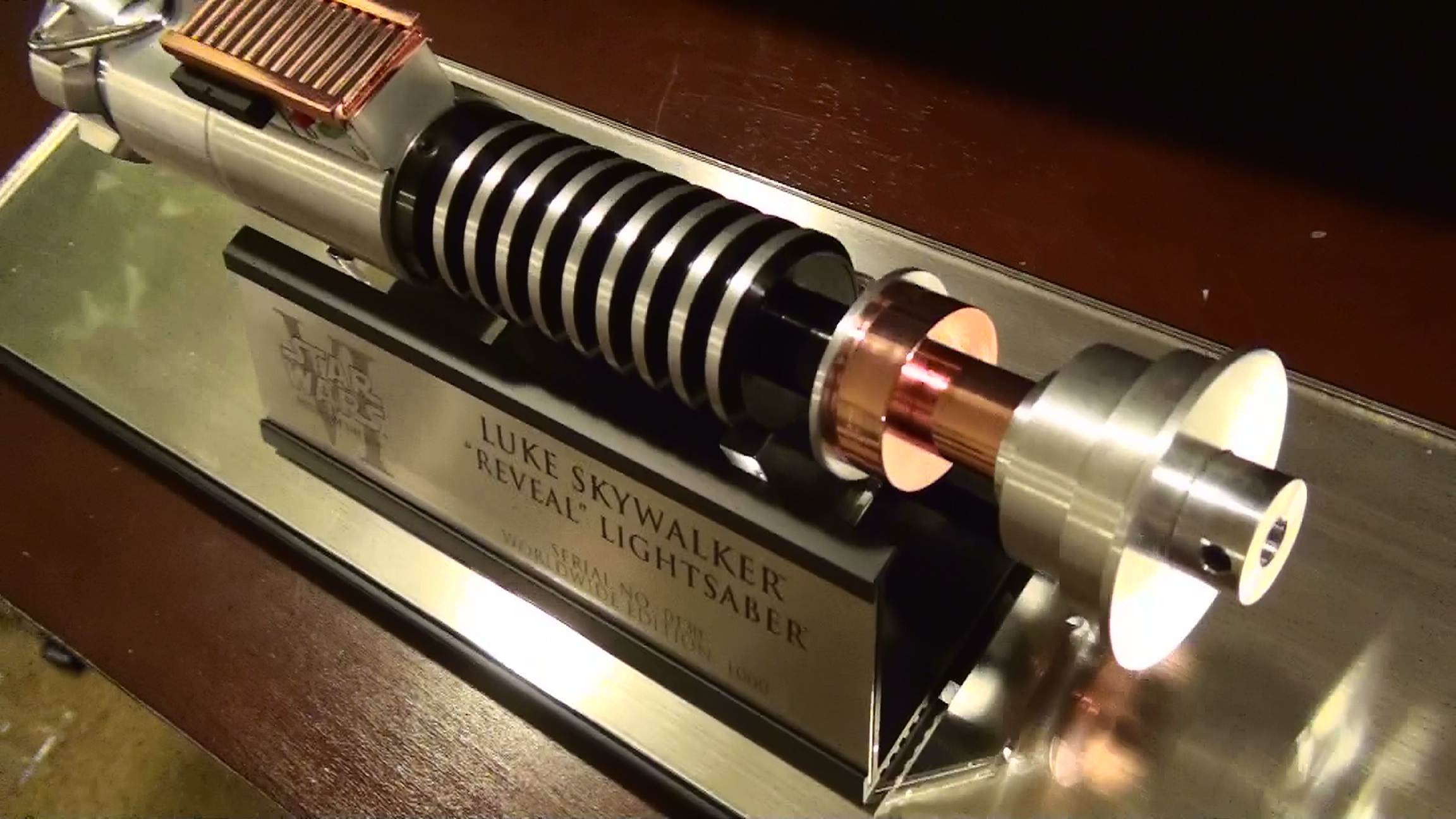 efx luke skywalker lightsaber